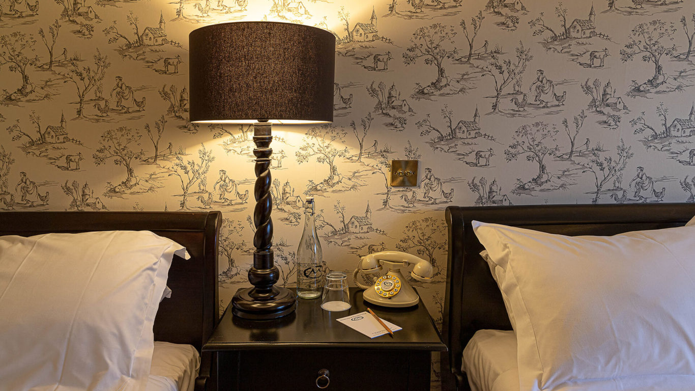 BrookLodge Classic Bedroom (3)