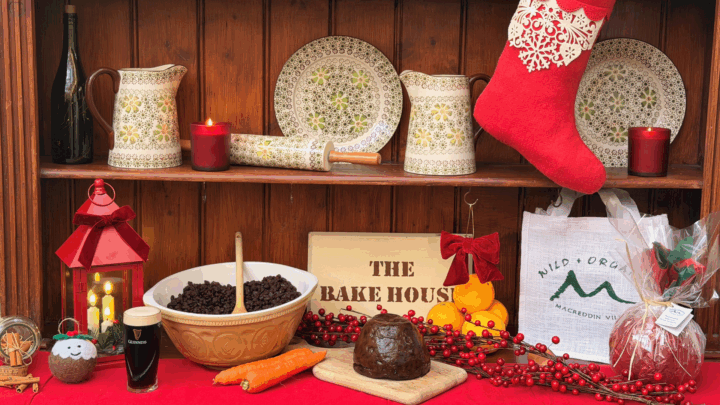 Christmas Pudding Display 1